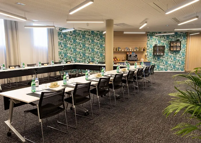 Апарт-отель Residhome Ponts Jumeaux 3*