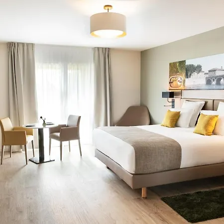 Ξενοδοχείο με διαμερίσματα Residhome Ponts Jumeaux