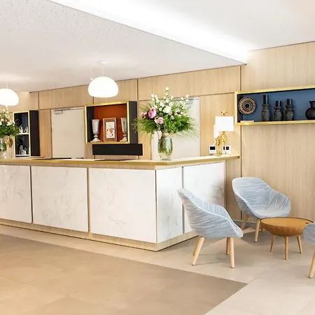Ξενοδοχείο με διαμερίσματα Residhome Ponts Jumeaux