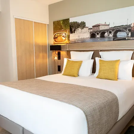 Ξενοδοχείο με διαμερίσματα Residhome Ponts Jumeaux
